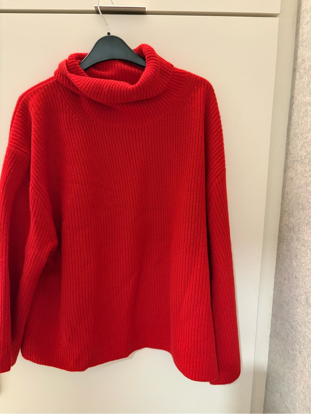 J. Crew Ribbed Turtleneck Sweater. Size XL. Like New.